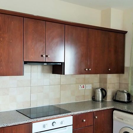 101 Mandritis Court Apartment Larnaca Ngoại thất bức ảnh