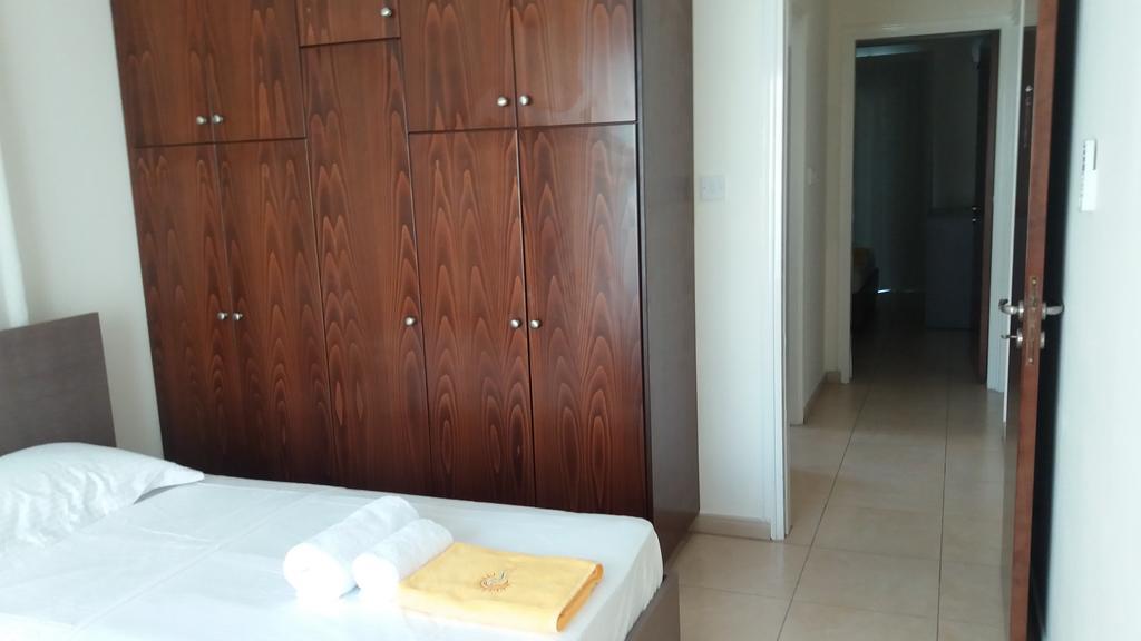 101 Mandritis Court Apartment Larnaca Ngoại thất bức ảnh