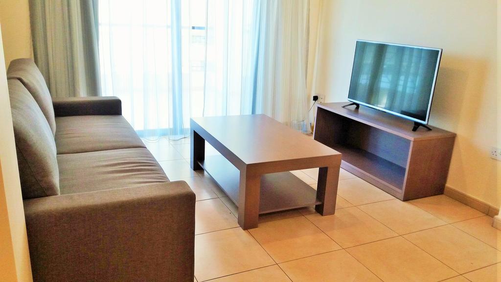101 Mandritis Court Apartment Larnaca Ngoại thất bức ảnh