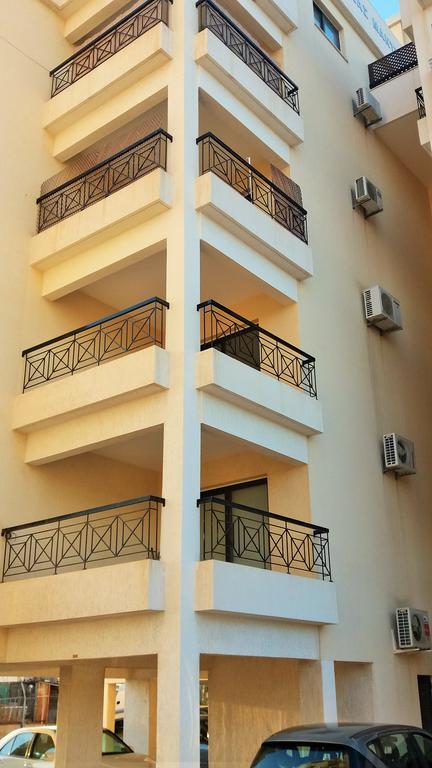 101 Mandritis Court Apartment Larnaca Ngoại thất bức ảnh